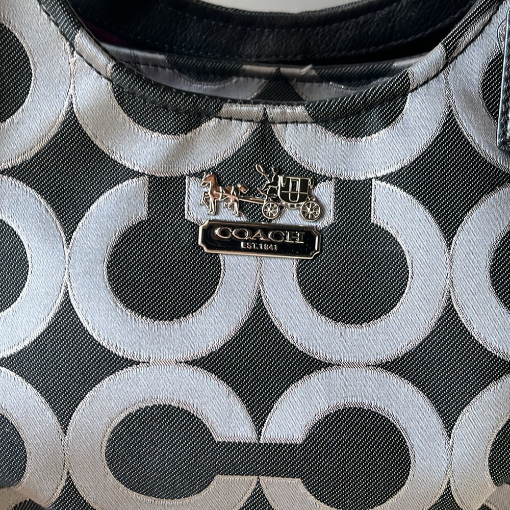 Authentic Coach Bag, OP Art Coach Signature Logo Purse, Vintage Rare Y2K EUC - Picture 3 of 15